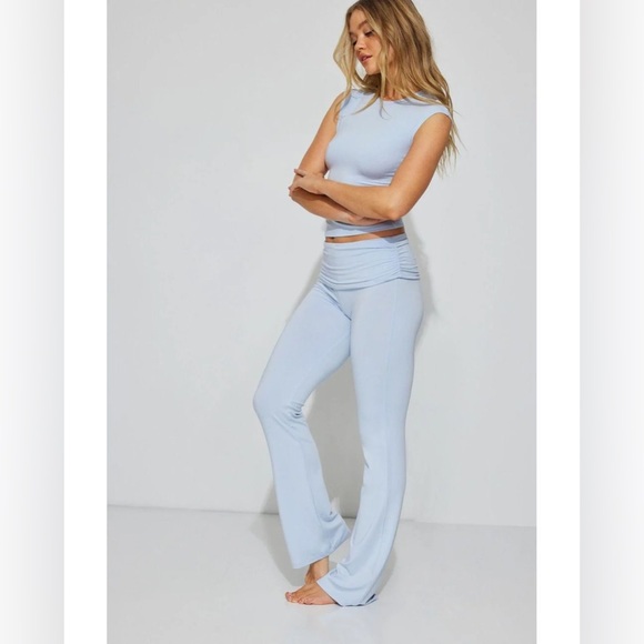 Garage Fold over flare knit pant - Picture 1 of 2